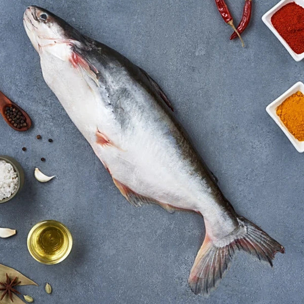 Indian Basa Whole/Pangas 1kg (बासा/ बेहकी)